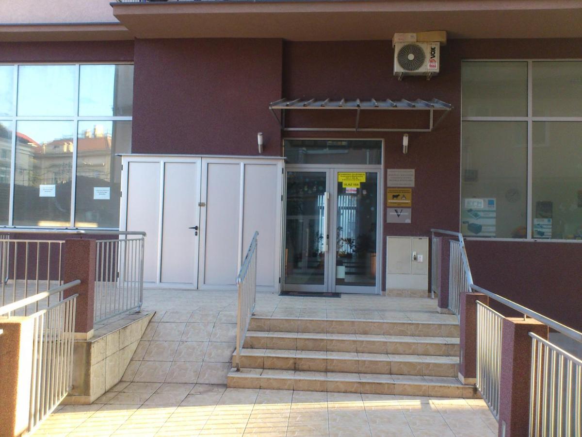 Apartment Ivi034 Kragujevac Luaran gambar